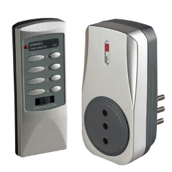 Presa e telecomando 2P+T 10A Grigio e Nero 1530