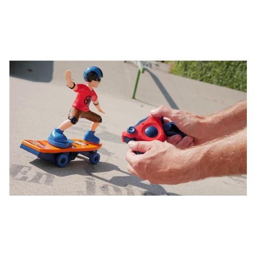 Radiocomando Skateboard con personaggio 29 cm scala SKATEX 2214