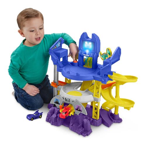 Batwheels Batcaverna Lancia e Sfreccia luci e suoni BATMAN HYR74